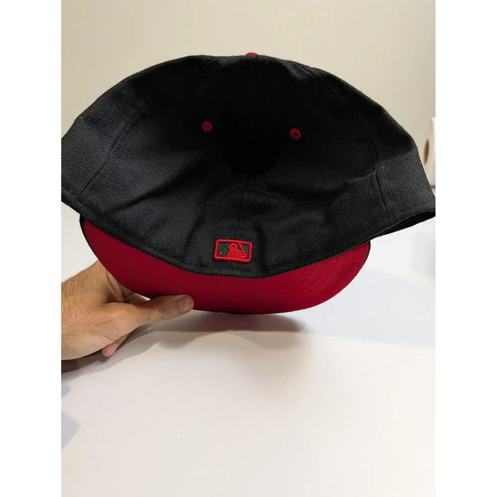 New Era 59FIFTY Fitted Hat Mens 7 3/4 Black Wool LA Dodgers Green Red Flat Brim - Picture 2 of 3